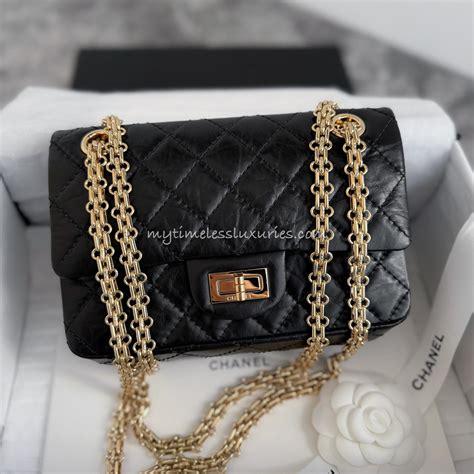 chanel 19a mini